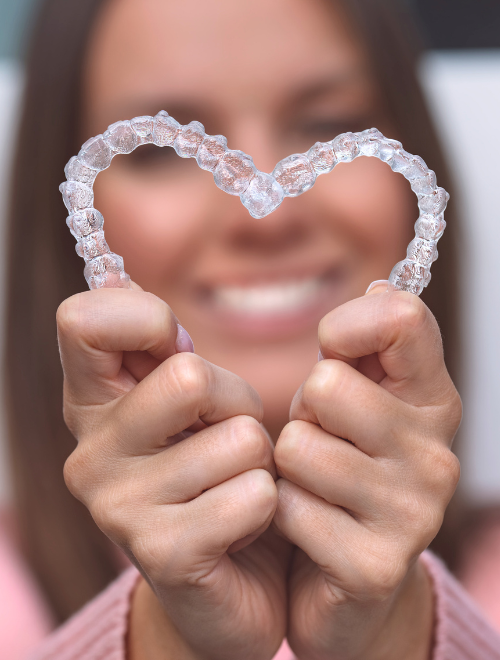 Przeźroczyste nakładki ortodontyczne